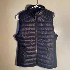Love Tree Vest Size Large NEVER WORN Black